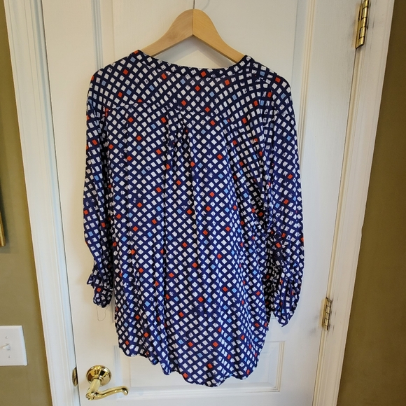 Womens light summer top - Picture 4 of 7